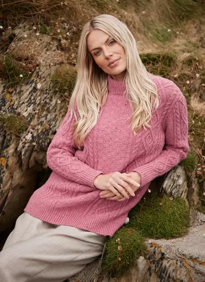Grainne Wool Cashmere Turtle Neck Aran Sweater in Candy Pink